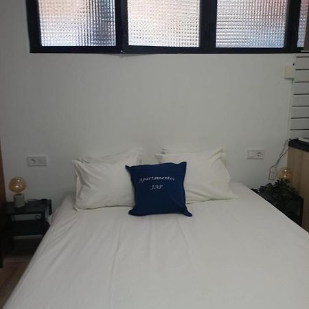 Apartamentos Rocablanca Benidorm Quarto foto